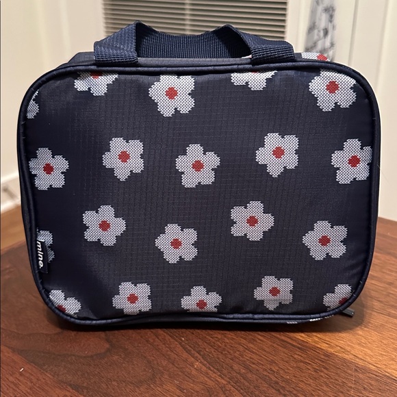 MINE | NWT Blue Floral Hanging Beauty Travel Case - Picture 5 of 5